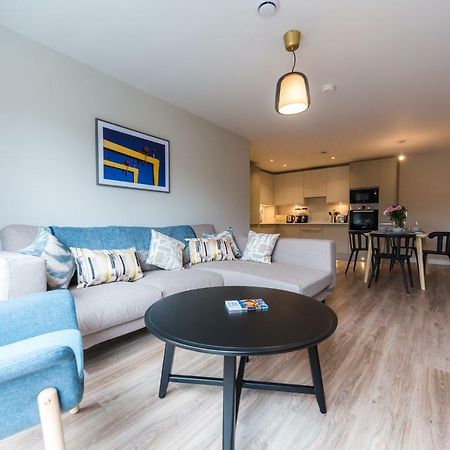 5 Star Brand New City Centre Apartment Belfast Kültér fotó