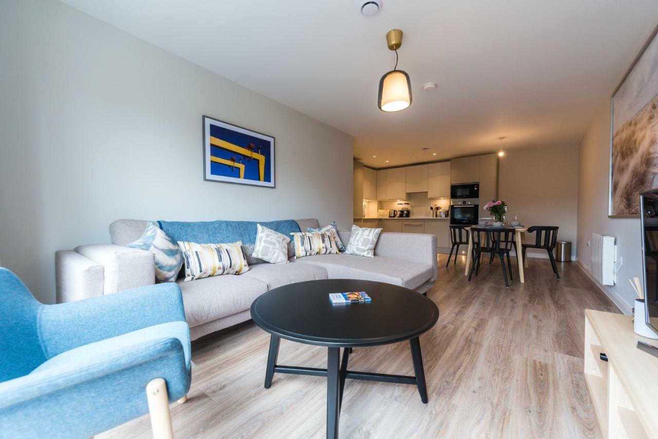 5 Star Brand New City Centre Apartment Belfast Kültér fotó