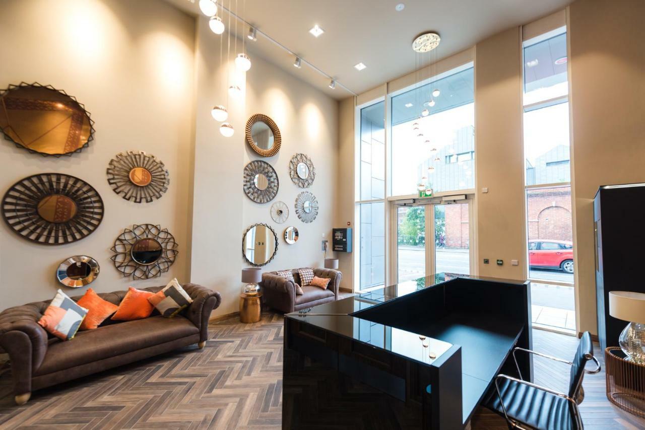 5 Star Brand New City Centre Apartment Belfast Kültér fotó