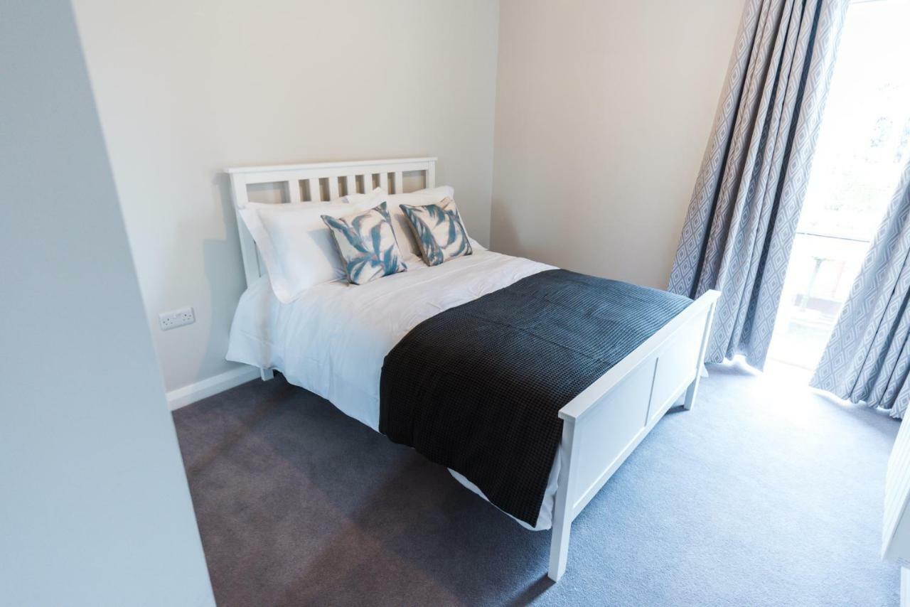 5 Star Brand New City Centre Apartment Belfast Kültér fotó