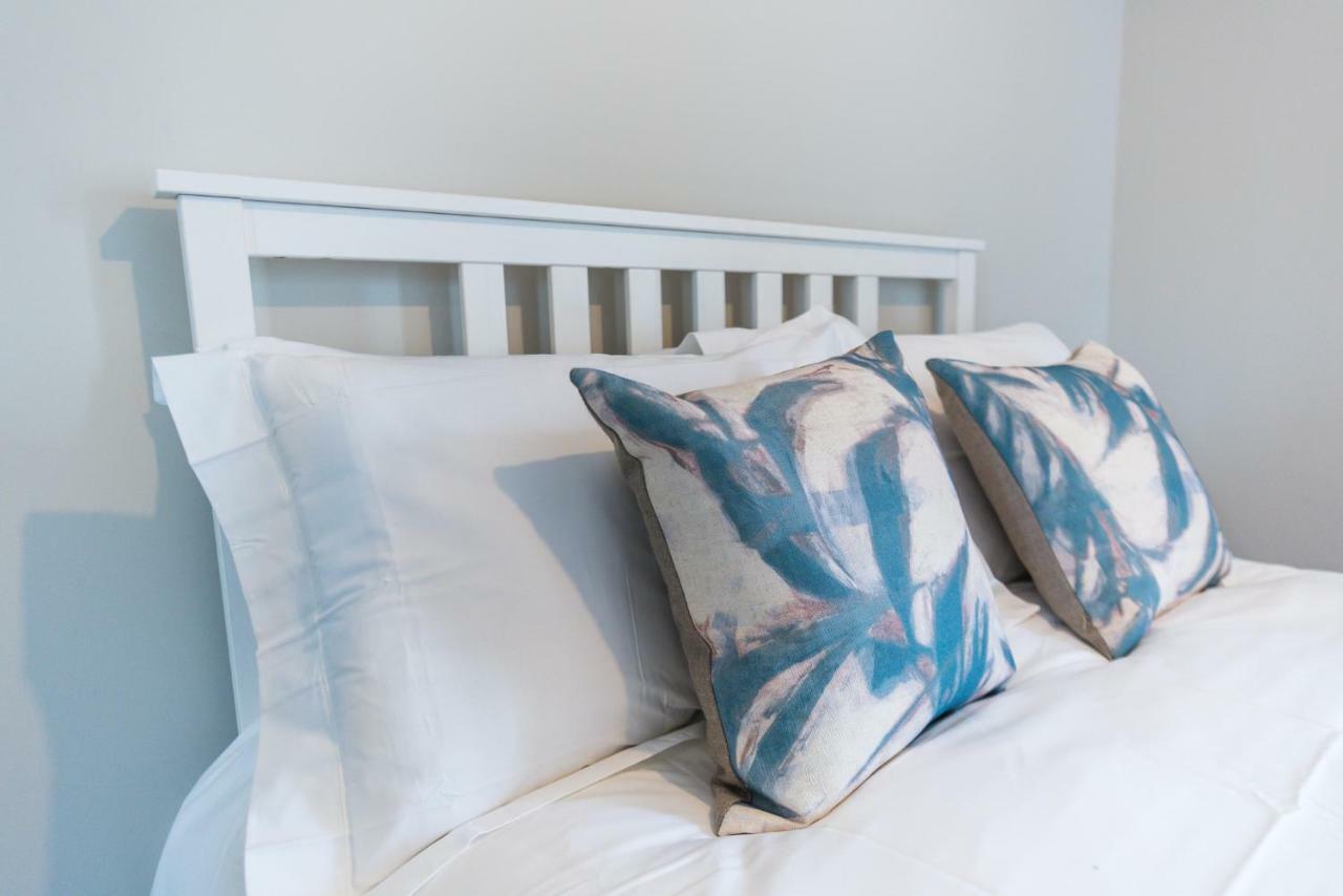 5 Star Brand New City Centre Apartment Belfast Kültér fotó