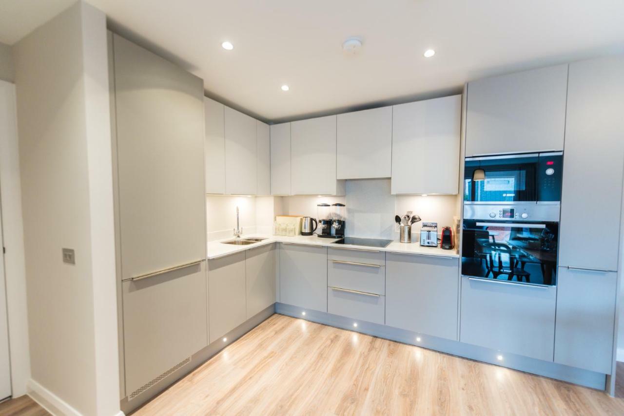 5 Star Brand New City Centre Apartment Belfast Kültér fotó