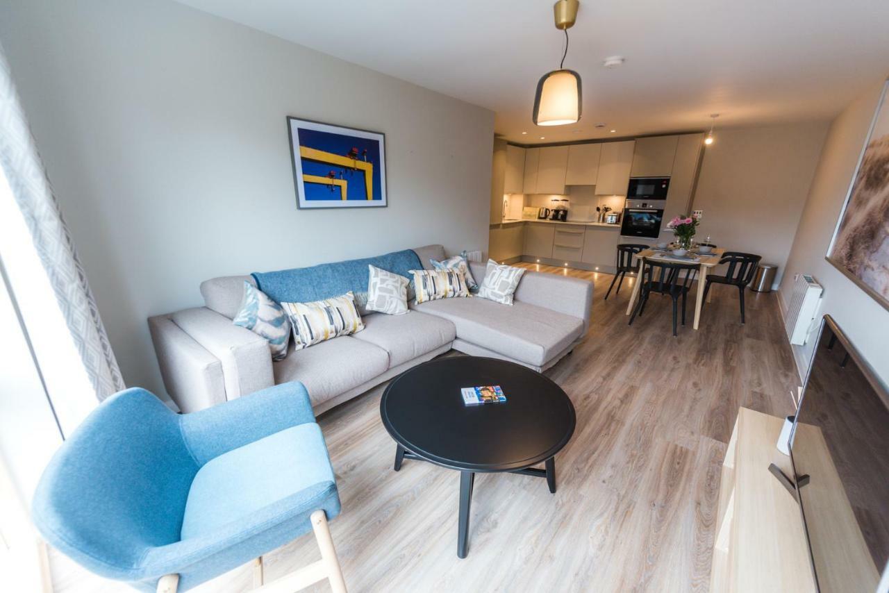 5 Star Brand New City Centre Apartment Belfast Kültér fotó